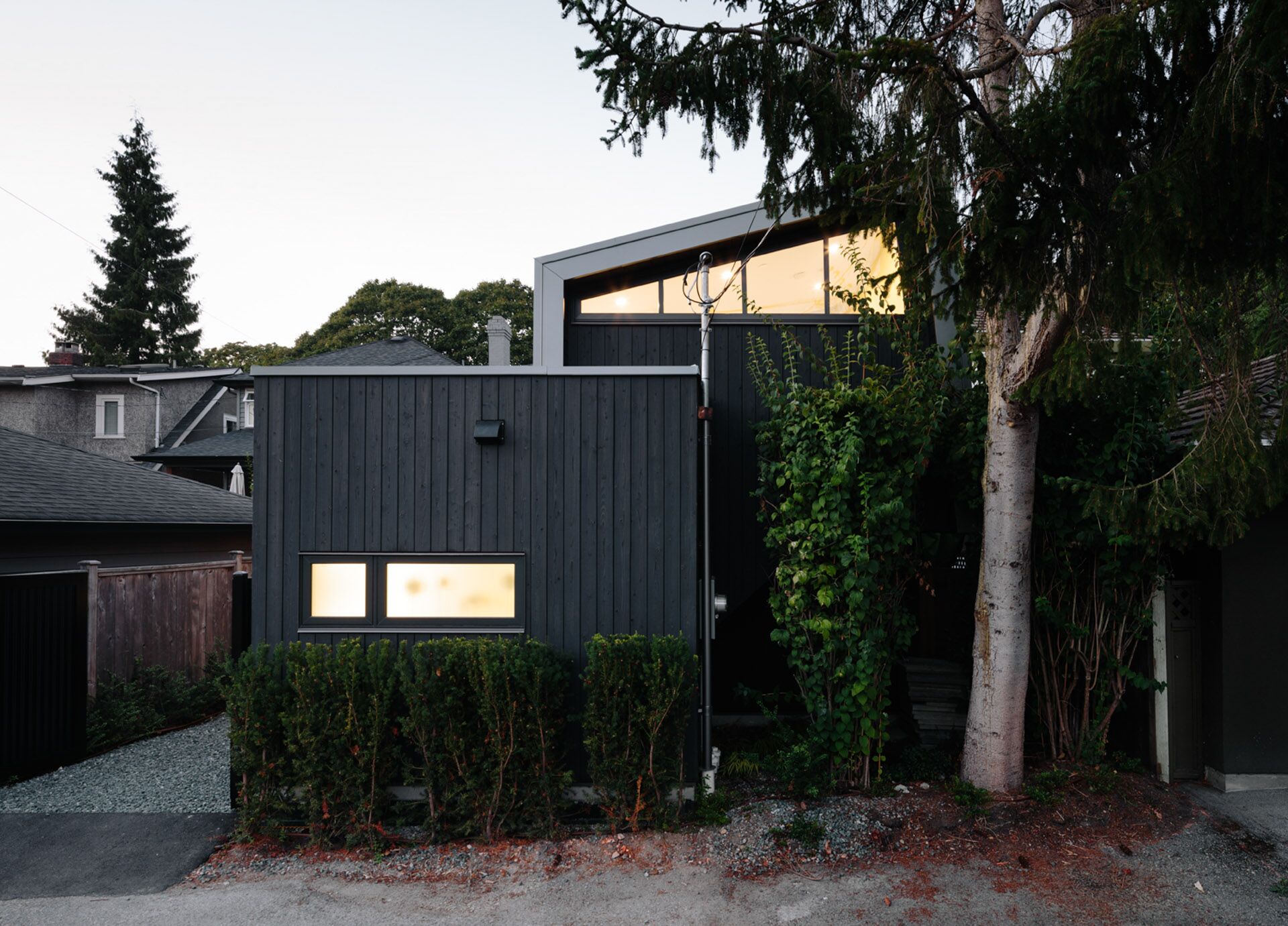  house写真 Laneway House - Nakamoto Forestry