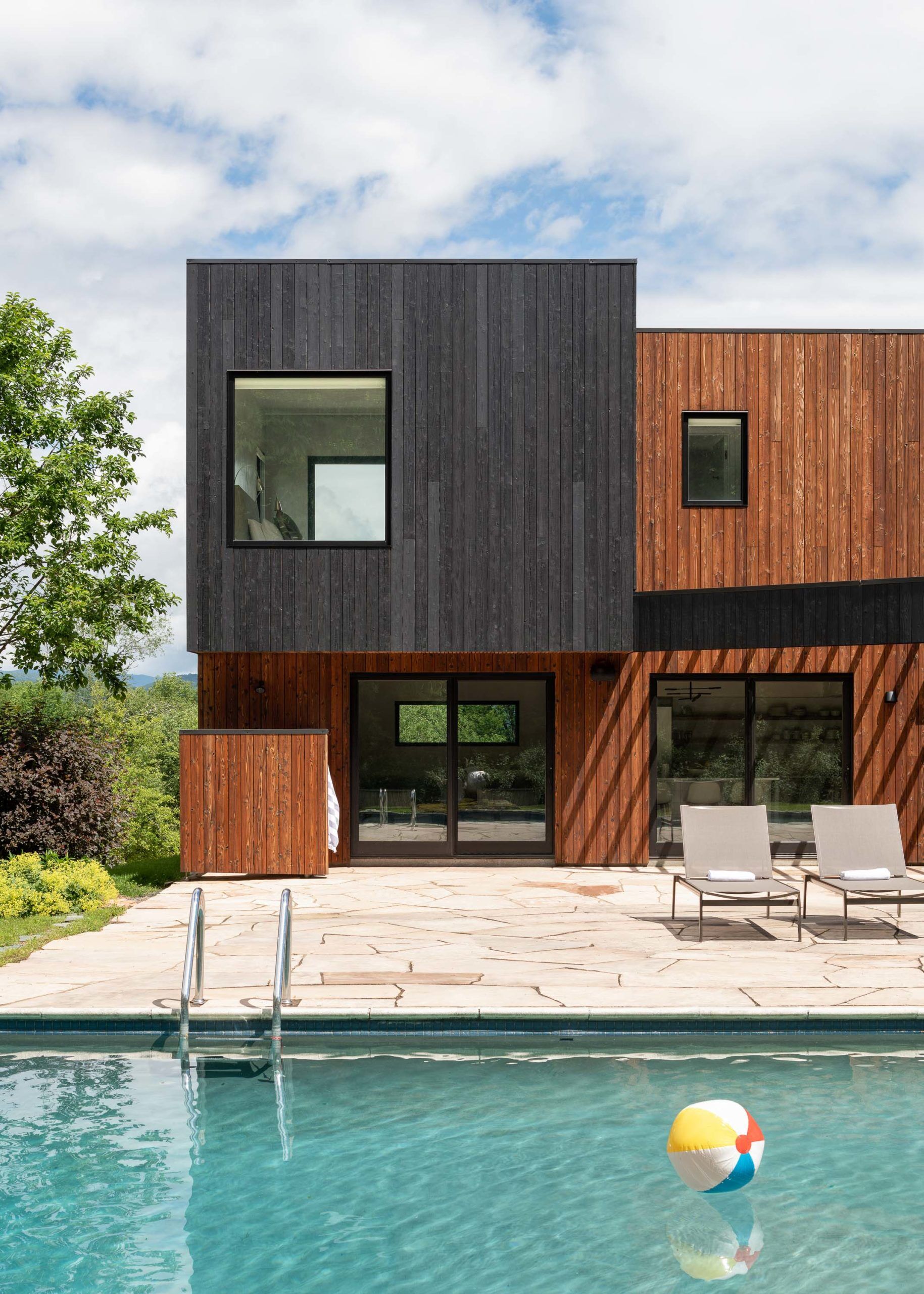 激安ブランド Mountain Pool Portfolio Ban Sugi Shou | House 邦楽